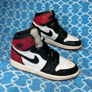 Nike Women’s size 7 Air Jordan 1 High Retro BG black toe 2016 wmns sneakers rare